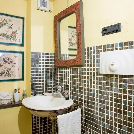 2 Bedrooms House With View Balcony And Wifi At Seui Holiday home Seulo