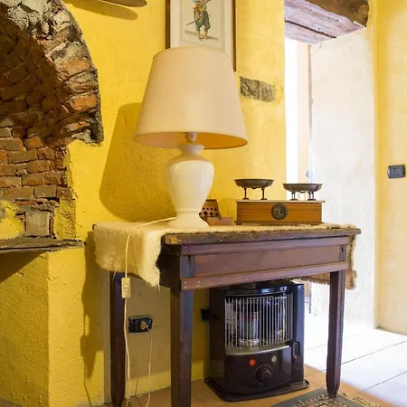 2 Bedrooms House With View Balcony And Wifi At Seui Prázdninový dům *