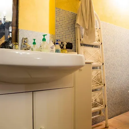 Prázdninový dům 2 Bedrooms House With View Balcony And Wifi At Seui Seùlo